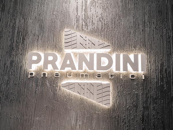 Servizio-assistenza-gomme-auto-pirelli-verona